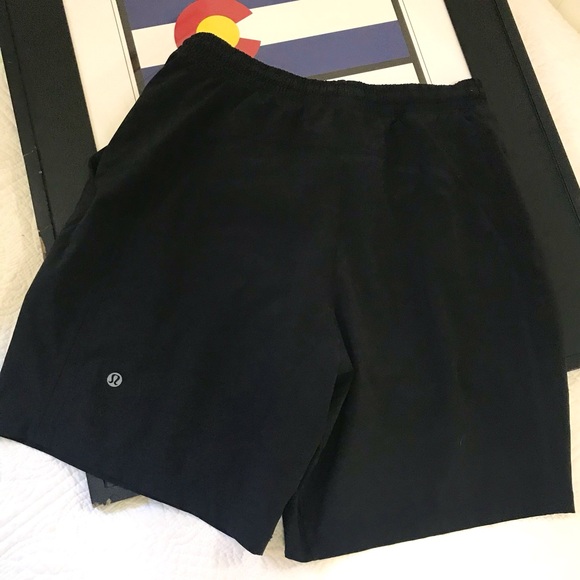 Lululemon Men’s Pace Breaker Lined Shorts - Picture 2 of 16